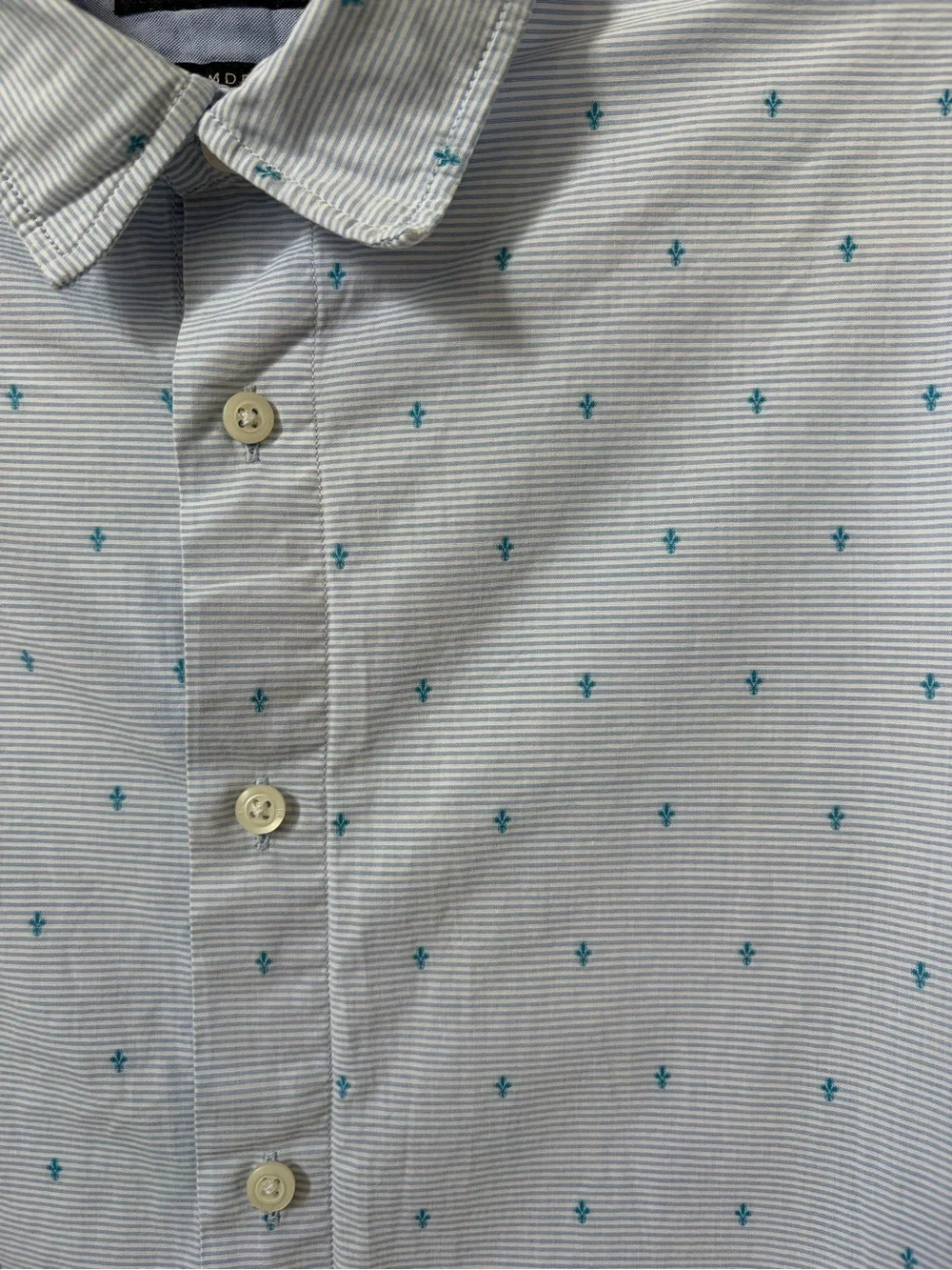 Banana Republic Light Blue Button-Down Shirt with Teal Micro Motif